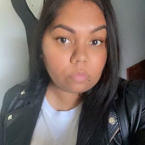 Meet your Posher, Cecillia